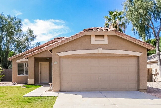 Building Photo - 495 W Scott Ave