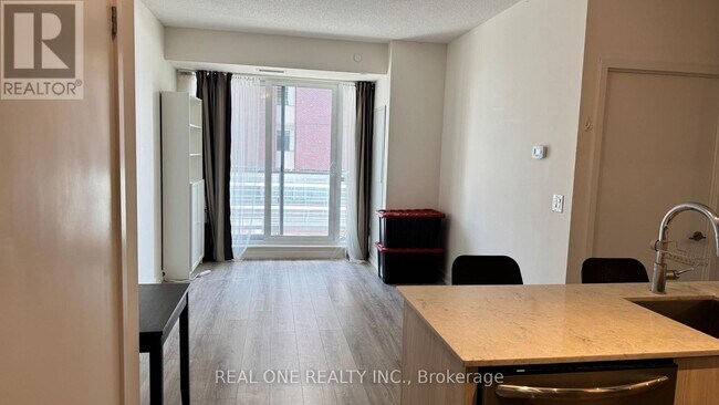 Photo - 200 Sackville St Unit 402