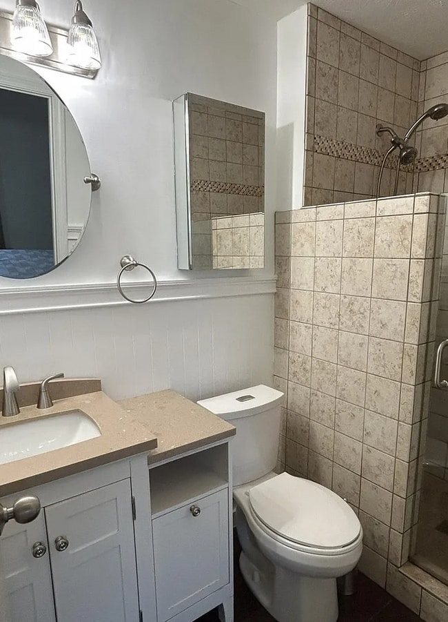 Photo - 573 Hearthstone Ct