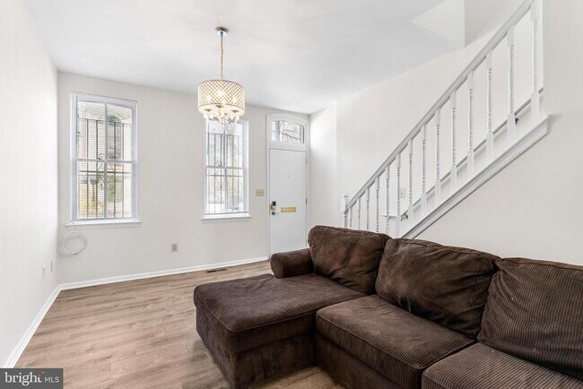 Photo - 1738 N Bouvier St