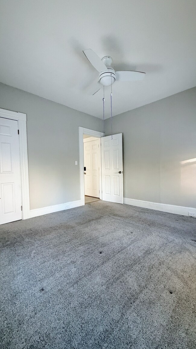 Building Photo - 554 Dubuque St Unit 554 Dubuque st Manchester