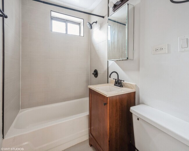 Photo - 1430 N Dearborn St Unidad 512