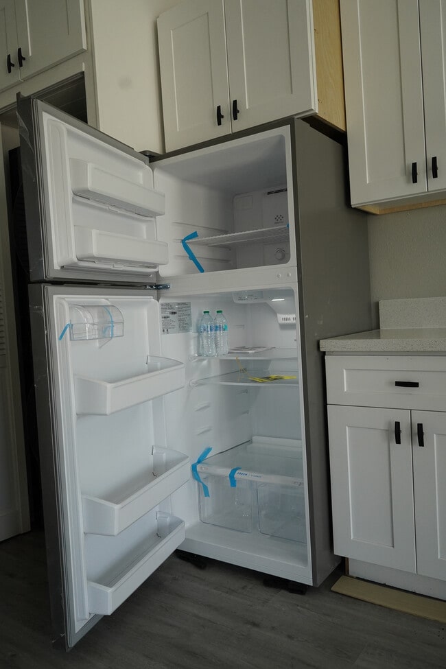 Photo - 926 W Estes Way Unit GH