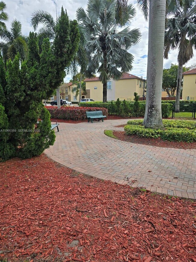 Photo - 1575 NE 33rd Ave