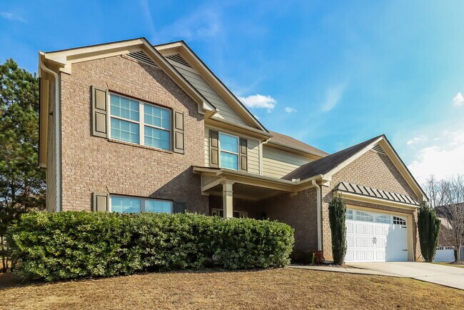 Photo - 909 Walking Stick Trail NE