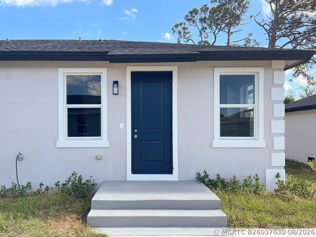 Photo - 246 Rotonda Blvd W