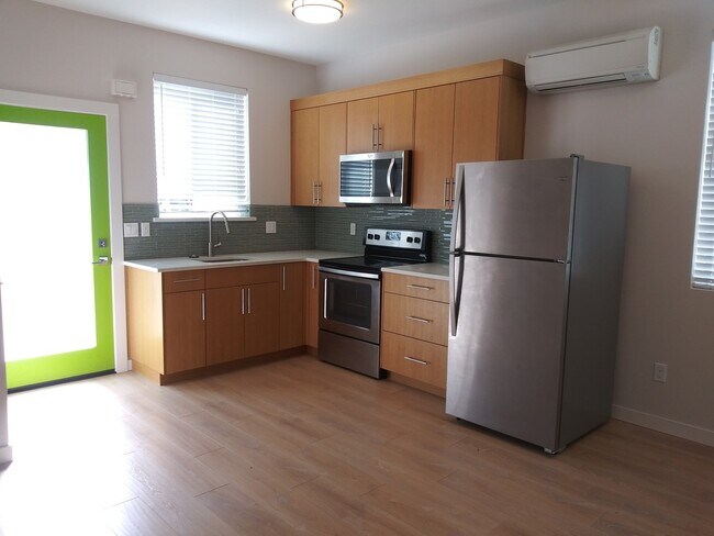 406-410 N Alberta St Unit 406B