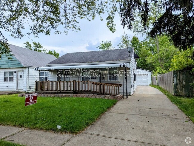 Building Photo - Completely Remodeled 3-Bedroom Ranch with ... Rental