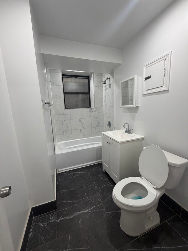 Photo - 157 S Harrison St Unidad B1