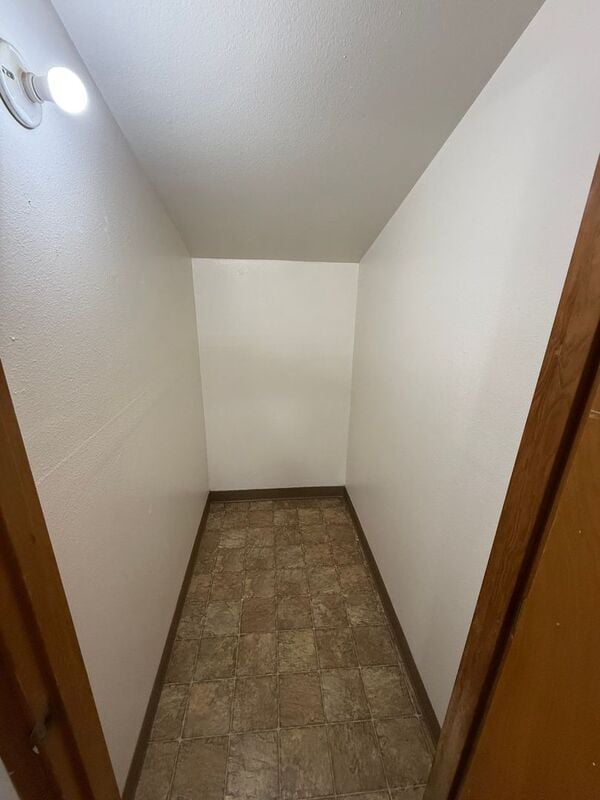 Photo - 677 Glen Creek Rd NW