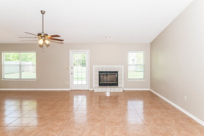 Photo - 3379 Deerfield Pointe Dr