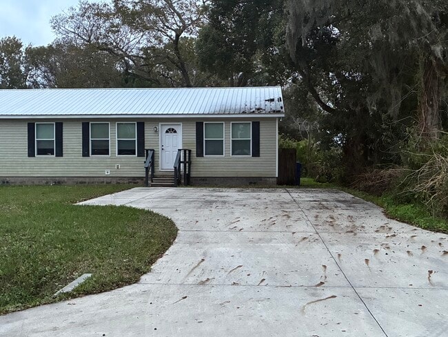 Building Photo - 121 Jackson Blvd #2 Unit 121 Jackson Blvd. Apt. #2