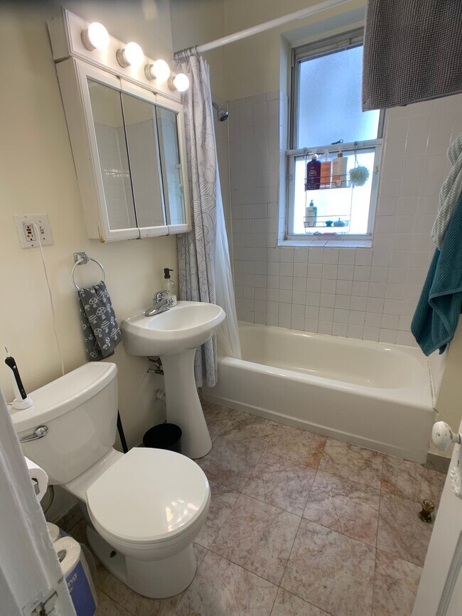 Photo - 80 Gordon St