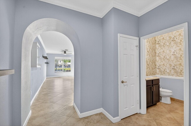 Photo - 10457 Wellington Parc Dr