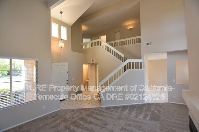 Photo - 32855 Saskia Pass