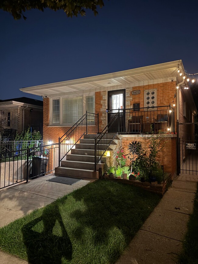 Building Photo - 3421 N Oketo Ave