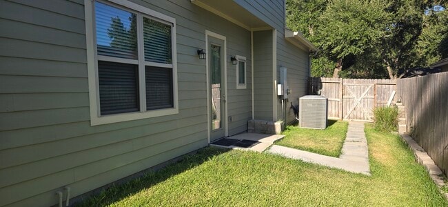 Photo - 2607 Patna Dr Unit One Bedroom One Bathroom
