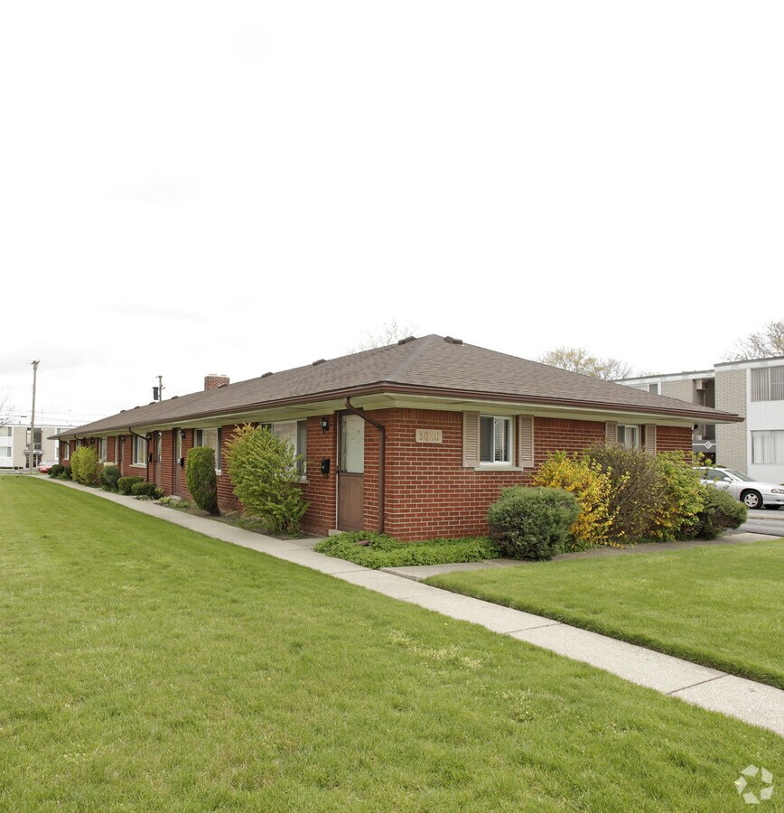 Foto principal - 3826 Devon Rd