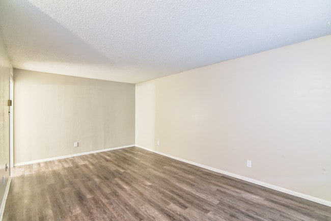 Photo - Marisposa Park Apartments