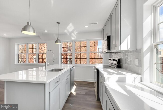 Photo - 1116 S 7th St Unidad 2