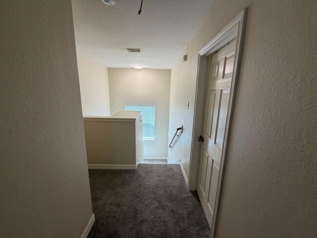 Photo - 17923 Hollow Hill Ln