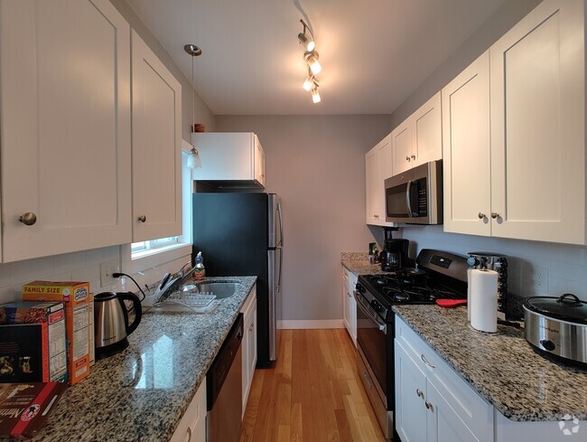 Building Photo - 286 Beacon St Unit 287-1 Rental