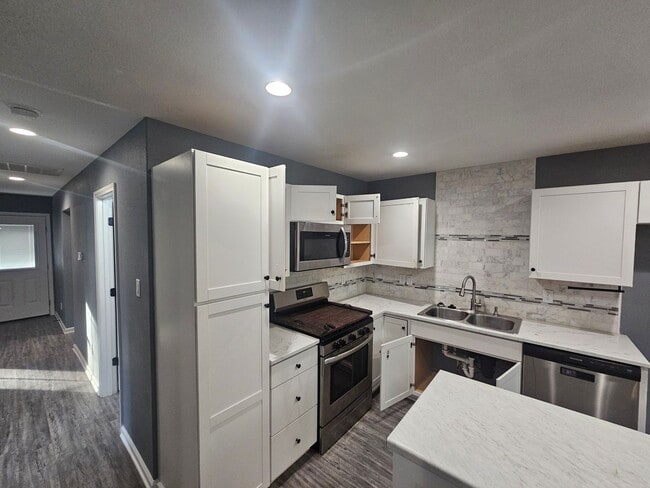 Photo - 4 bed 2 bath home in Benton