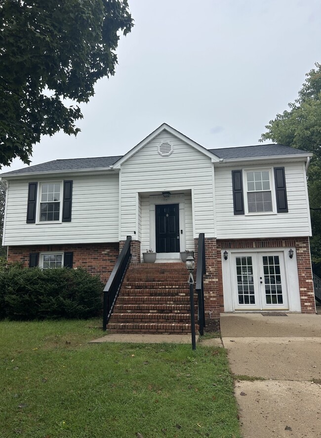 Building Photo - 10517 Bent Tree Dr