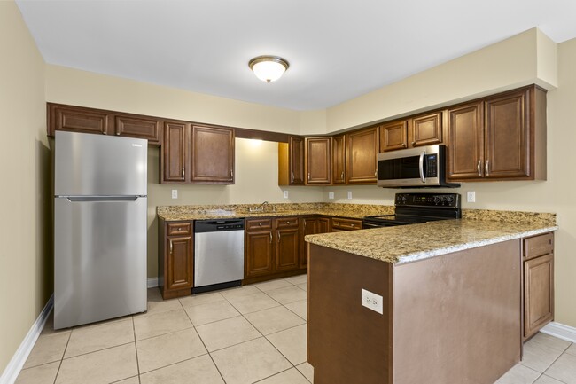 Photo - 149 Regency Point Path