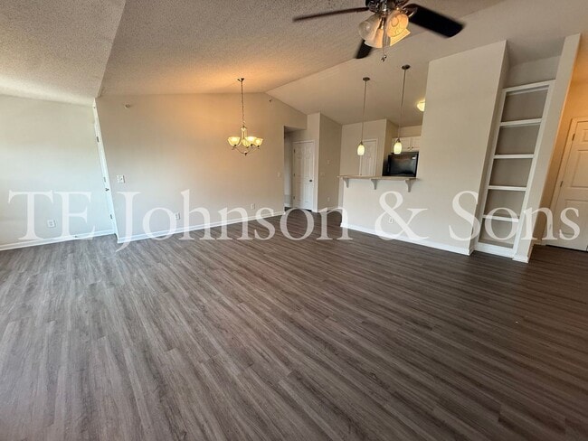Photo - Lovely 2 Bedroom Condo Off Hwy 150