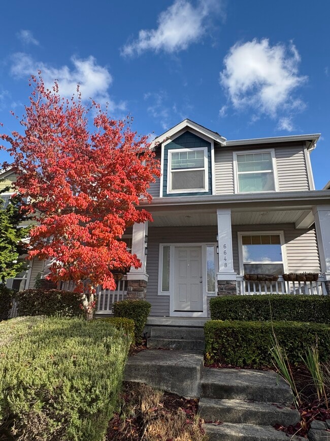 Building Photo - 6648 Elizabeth Loop SE