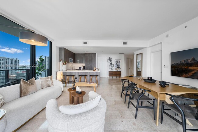 Photo - 88 SW 7th St Unit 1401