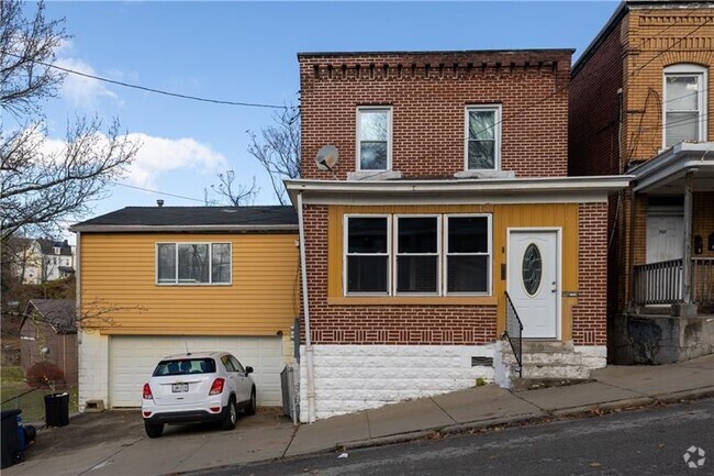 Building Photo - 705 Cherokee St Rental
