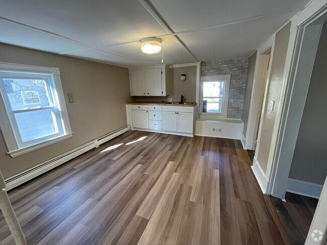 Building Photo - 77 North St Unit 2 Rental