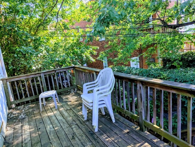 Photo - 119 N Robinson St Unidad Apt. B