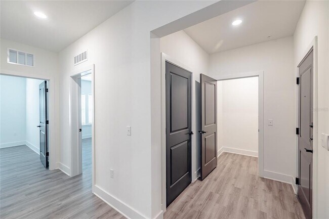 Photo - 1420 Lakefront Dr Unit 6111