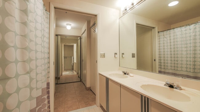 Photo - 3101 Boardwalk Unit 2502B-1