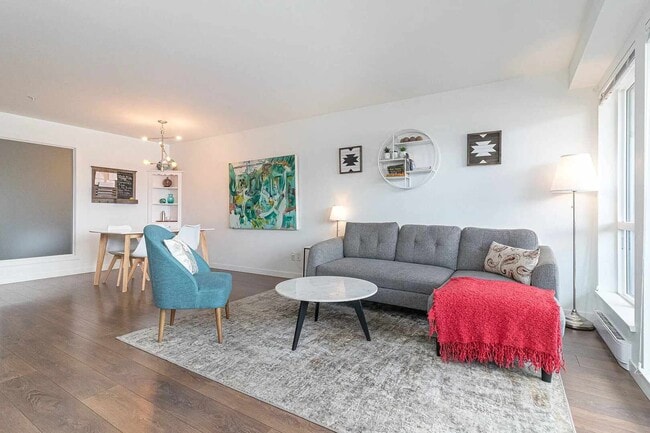 Photo - 517 Fisgard St Unit 206