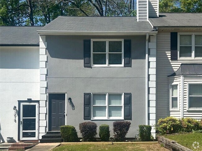 Building Photo - 1016 Kennesborough Rd NW Rental