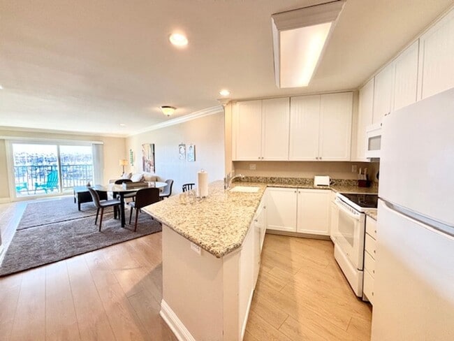 Photo - 3101 Peninsula Rd Unit 1