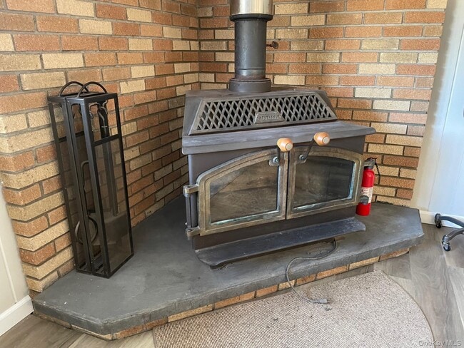 Photo - 1380 US-9