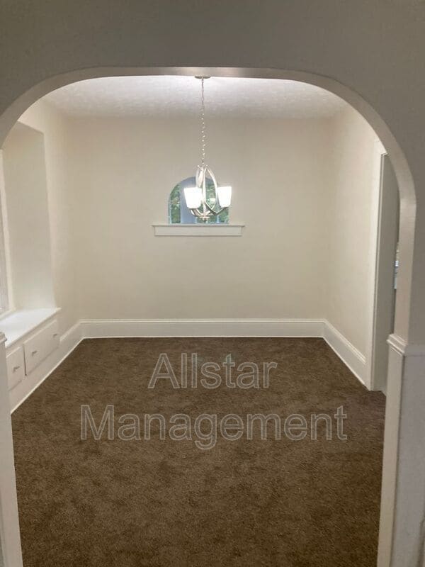 Photo - 1201 East Ave