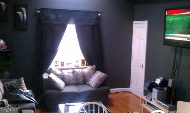 Photo - 4202 Grant St NE Unit #302