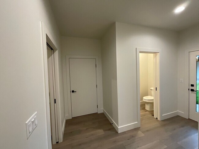Photo - Cottonwood Unit 240 N Cottonwood