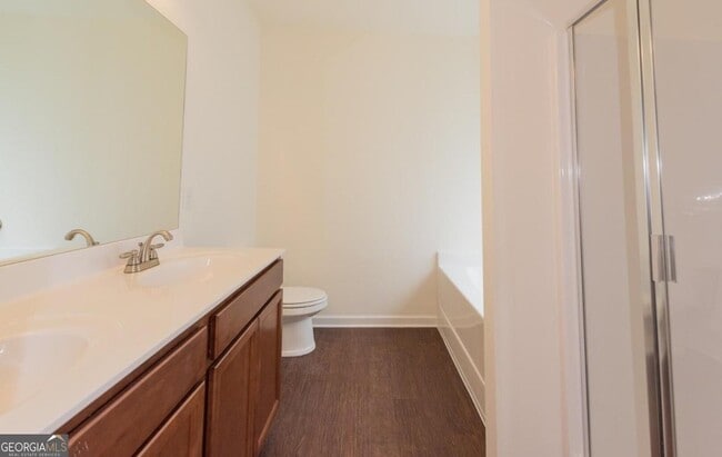 Photo - 10 Bayberry Cir