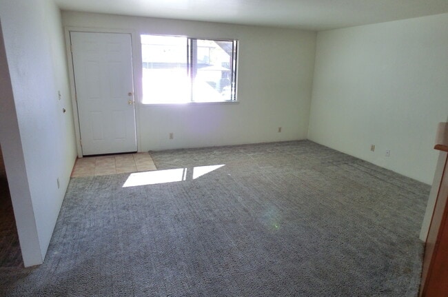 Photo - Downstairs Apartment Near Food and Shopping