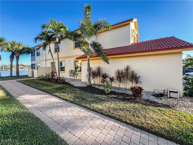 Building Photo - 16285 Coco Hammock Way Unit 101