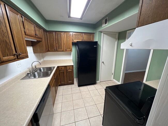 Photo - Oak Meadow Townhome