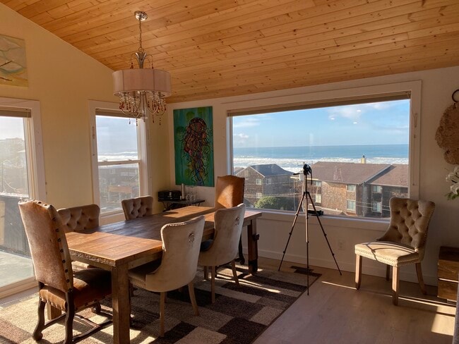 Photo - 1140 NW 12th St