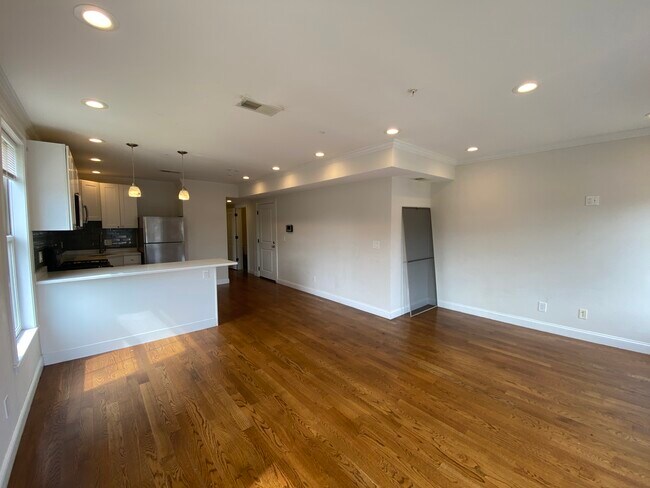 Photo - 2747 Washington St Unit 1